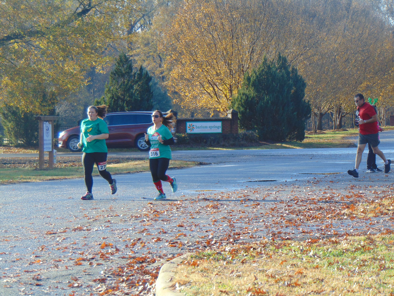 Jingle Run 5K (48).JPG